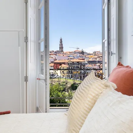 Roomy Flat - Terrace & Se View Apartment Porto