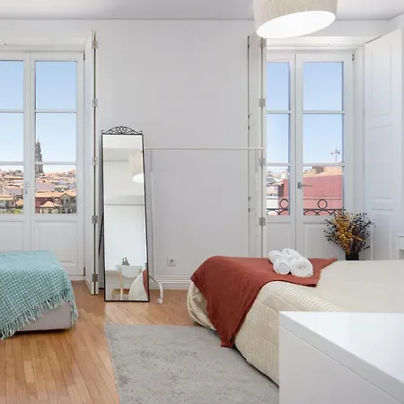 Roomy Flat - Terrace & Se View *