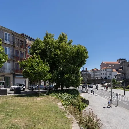 Roomy Flat - Terrace & Se View * Porto